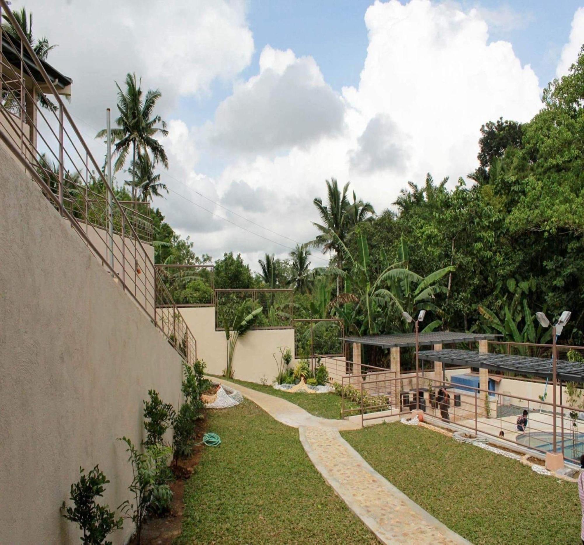 Oyo 1067 Villa Sofia At Silang Tagaytay City Esterno foto
