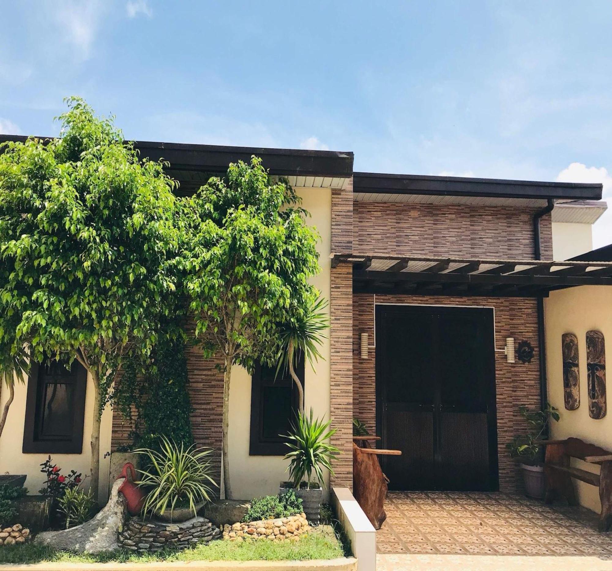 Oyo 1067 Villa Sofia At Silang Tagaytay City Esterno foto