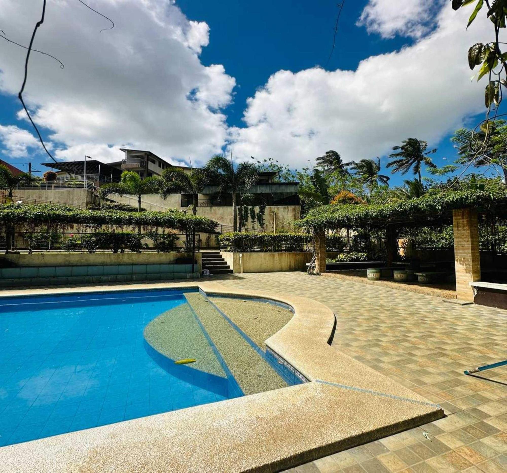 Oyo 1067 Villa Sofia At Silang Tagaytay City Esterno foto